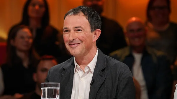 Julien Elie | Tout le monde en parle